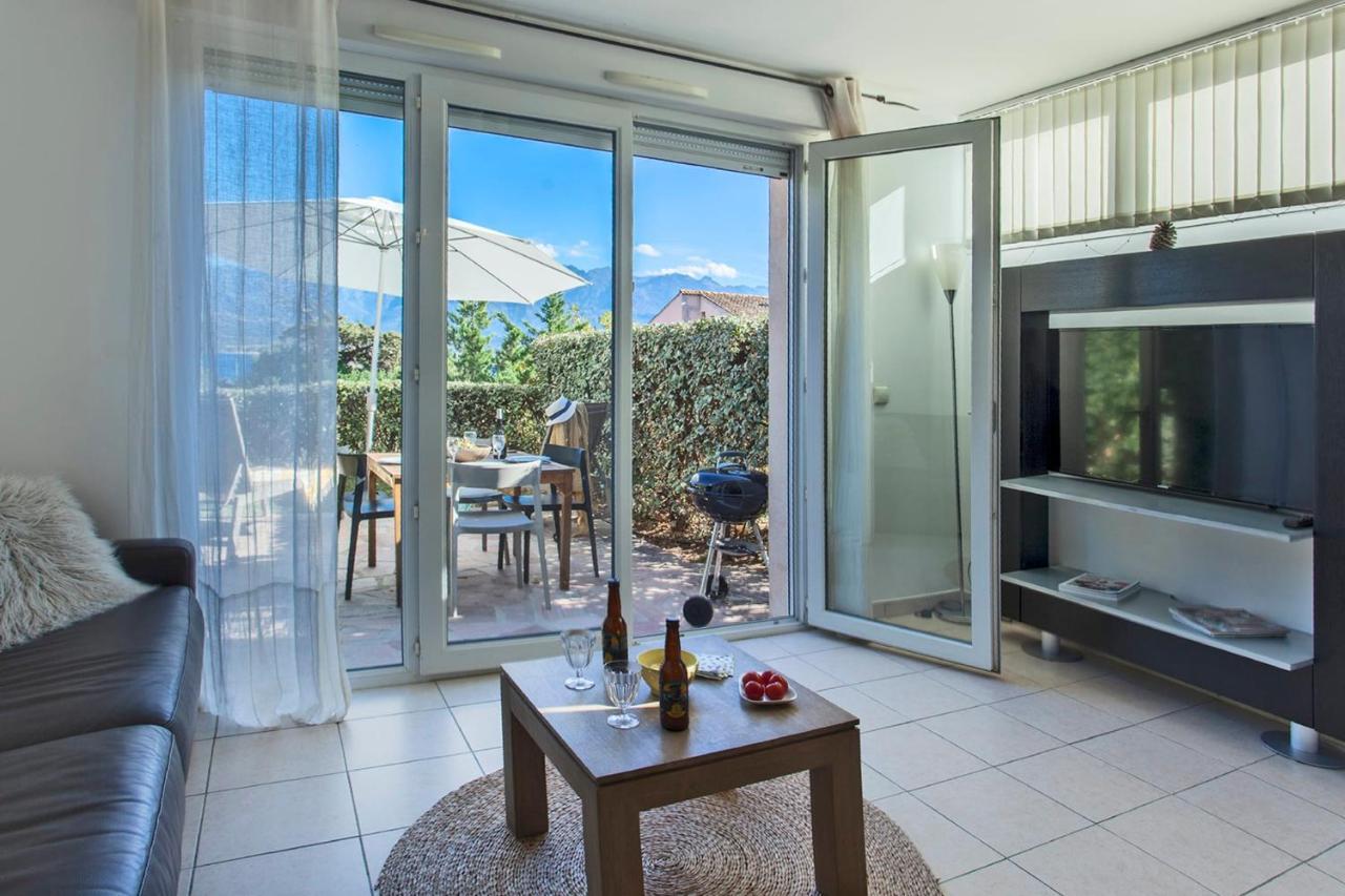 Mare Appart Avec Jardin Et Bbq Vue Mer Et Montagne Plage Et Port A 2 Pas Calvi  Exteriör bild