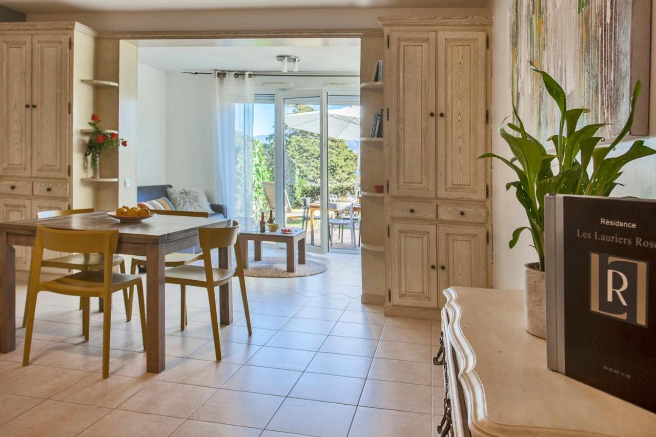 Mare Appart Avec Jardin Et Bbq Vue Mer Et Montagne Plage Et Port A 2 Pas Calvi  Exteriör bild