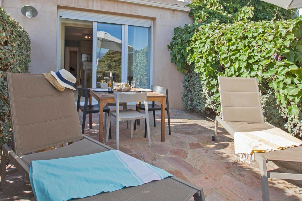 Mare Appart Avec Jardin Et Bbq Vue Mer Et Montagne Plage Et Port A 2 Pas Calvi  Exteriör bild